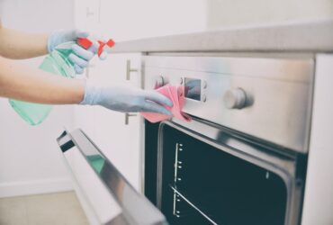 How to do a proper oven cleaning at home-Merci-Cleaning-London