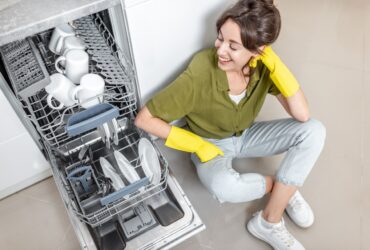 How to use and maintain your dishwashing machine-Merci-Cleaning
