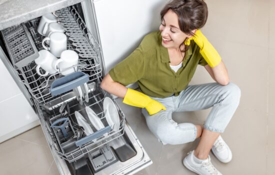 How to use and maintain your dishwashing machine-Merci-Cleaning
