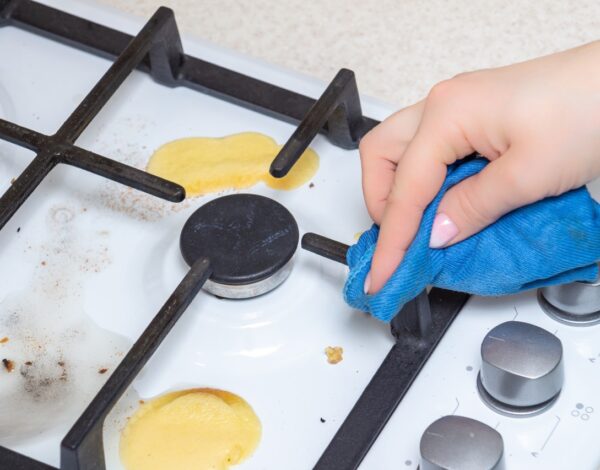How to get rid of the grease in your home-Merci-Cleaning-London