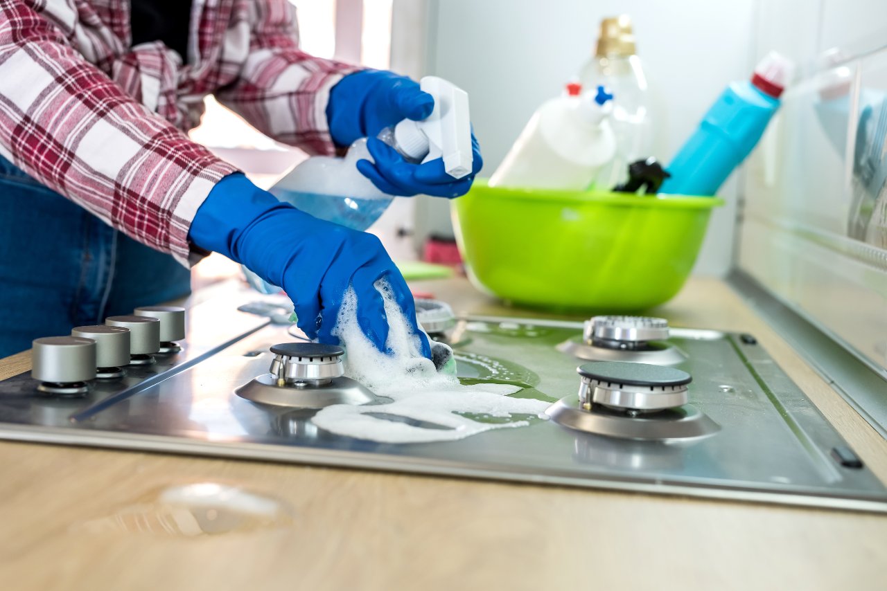 How to Prepare Your Kitchen for the Holidays-Merci-Cleaning-London-1